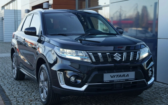 Suzuki Vitara cena 97500 przebieg: 10, rok produkcji 2024 z Opalenica małe 562